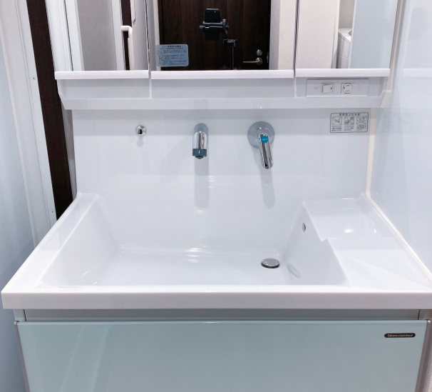 手ざわり最高カウンター タカラの洗面台ファミーユ75cm幅