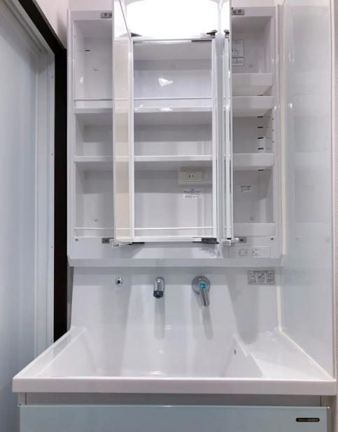 鏡うらの収納 タカラの洗面台ファミーユ75cm幅