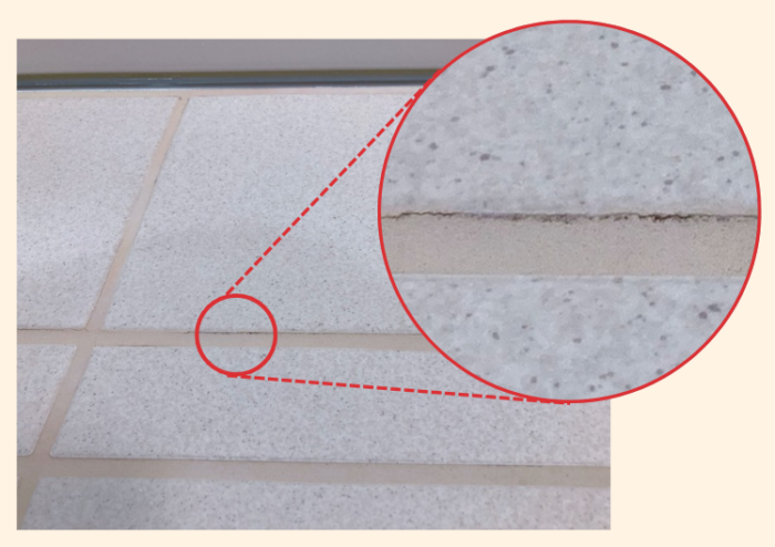 目地のひび割れ