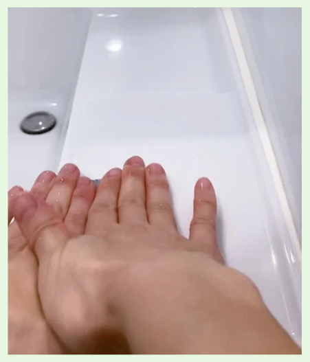 均一な力で縦方向へ削る